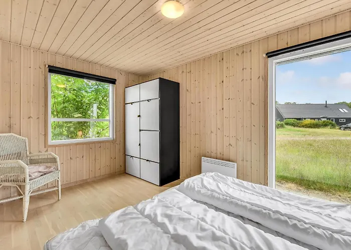 Σπίτι διακοπών Four-bedroom In Skjern